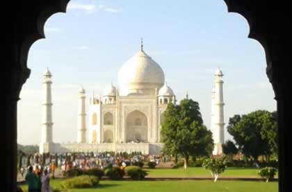 Udaipur Taj Mahal Tour